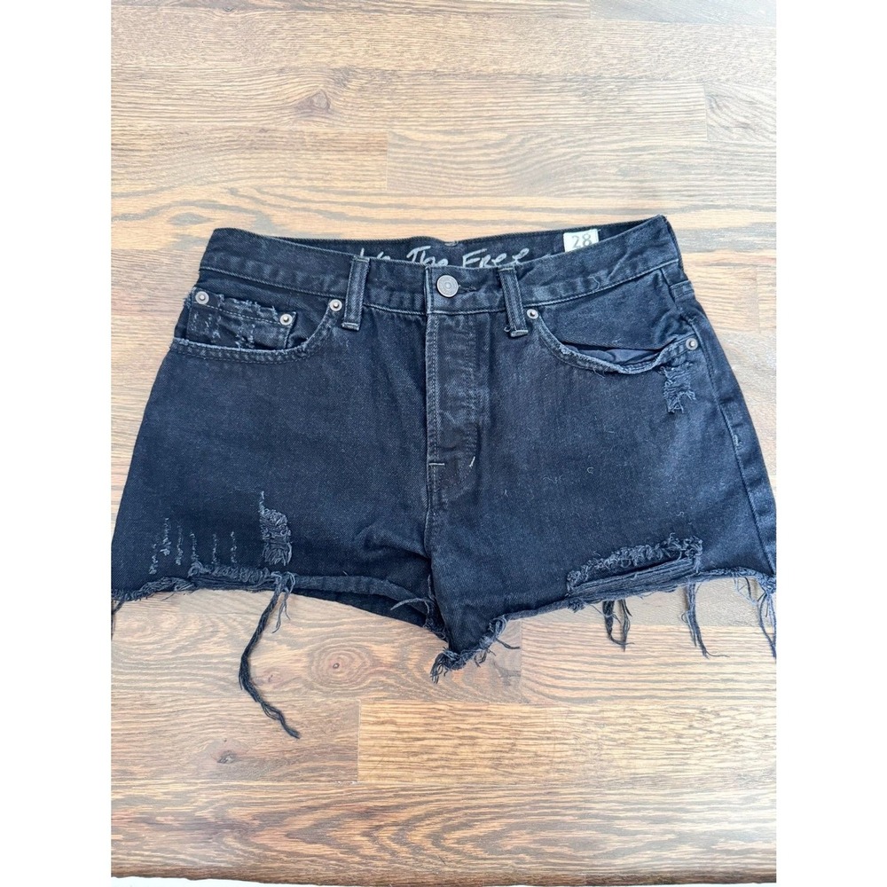 Free‎ People Black Denim Cutoff Distressed Short size 28